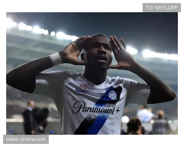 蒙扎0-0都灵，双方门将发挥出色，比赛以平局收场